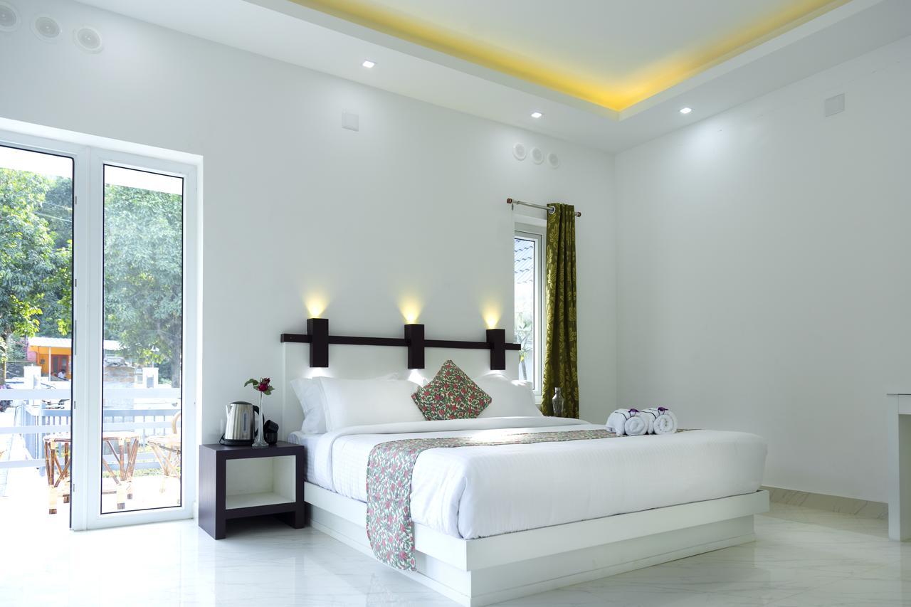 Hotel Bamboo Creak Thekkady Exterior foto